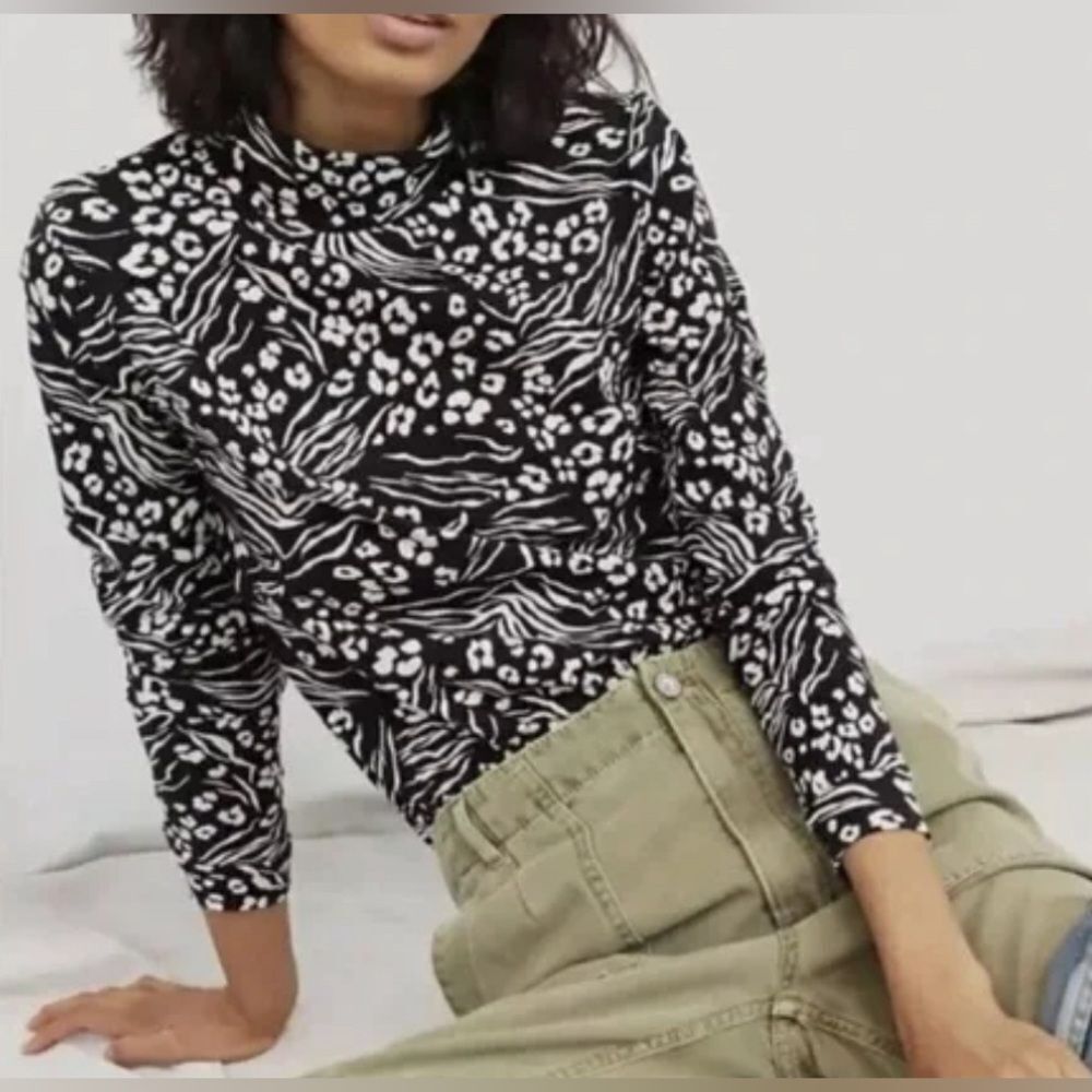 Anthropologie Adventurer Floral Mock Neck Top Size SX